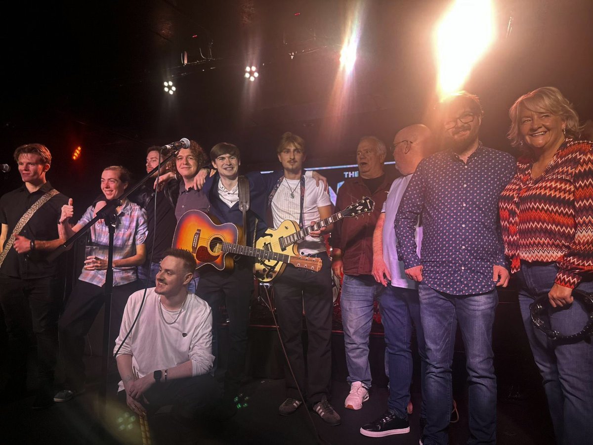 JakeRiley162000's tweet photo. An absolute amazing night last night making my forth appearance and second time headlining @cavernliverpool alongside fellow great musicians and good friends raising money for a great charity Liverpool Chics check them out https://t.co/TKUC7wg9UA