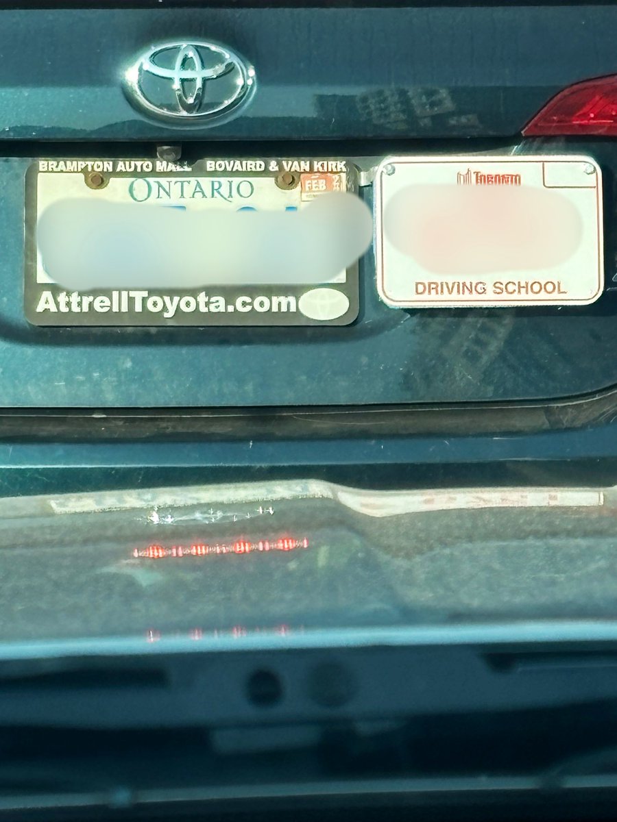 PCPappy's tweet image. 🚨 A driving school instructor, with two students in the car, was stopped and charged with disobeying a traffic sign after making an unsafe move. Not the lesson new drivers should be learning. Drive safely and obey the law.
#RoadSafety #VisionZero #TrafficSafety