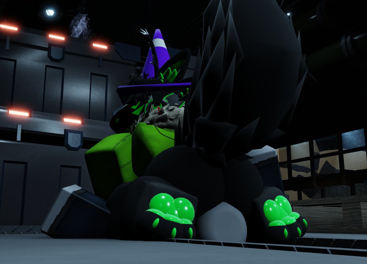 notedota's tweet image. green protogen having fun with a 𝒻𝓇𝑒𝒶𝓀𝓎 expendable

( commission for @Protogenpawbs )

#rr34