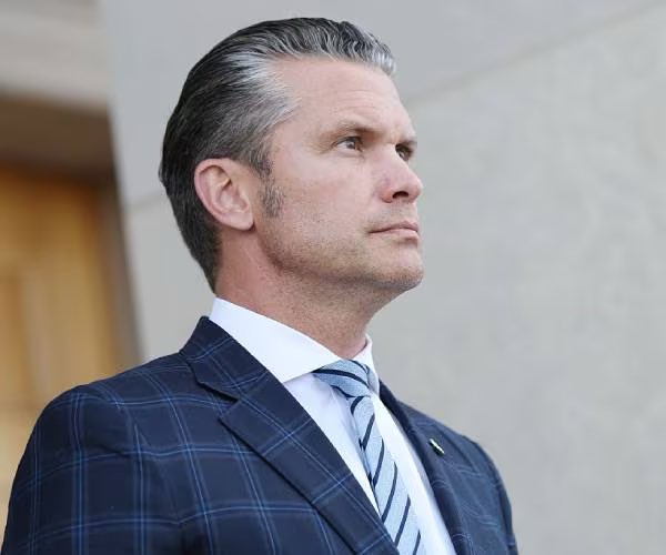 nicksortor's tweet image. 🚨 JUST IN: Secretary of War Pete Hegseth has ORDERED staff to find and identify anyone associated with the Pentagon who mocked or celebrated the kiIIing of Charlie Kirk so they can be “punished,” per NBC

I don’t care what their rank is. Fire EVERY SINGLE ONE of them!