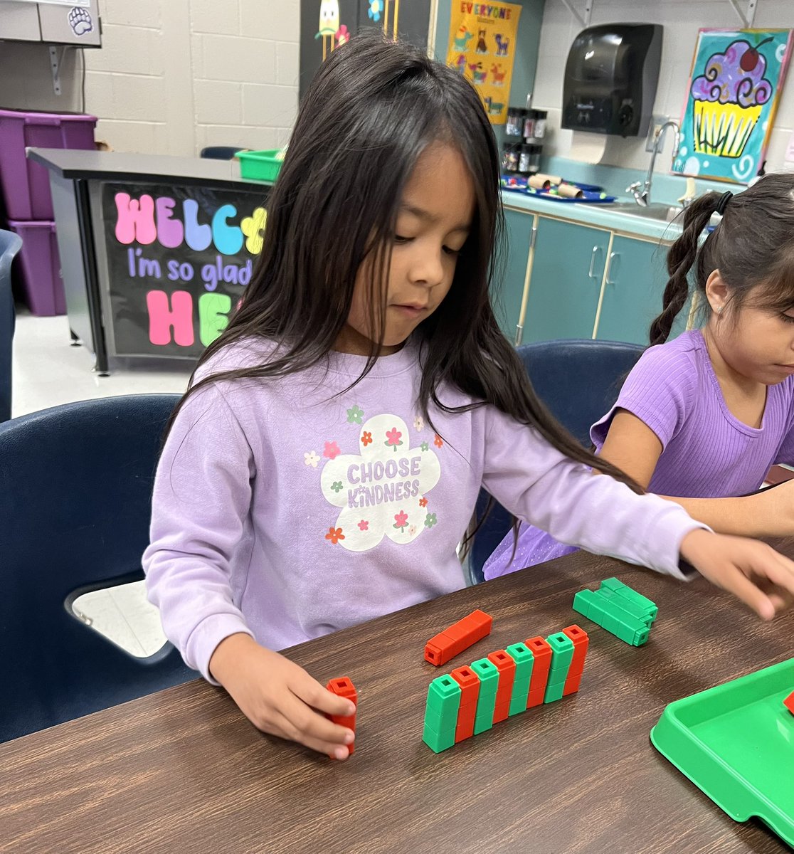 Friendship Elem. tweet media