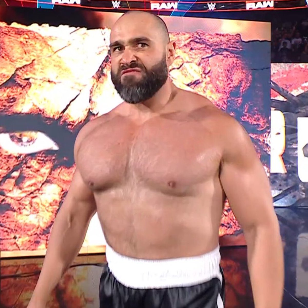 WrestlePurists's tweet image. Rusev is backstage at Smackdown and is slated to face Jacob Fatu in a dark match tonight.

- Mike Johnson
(PWInsider Elite)