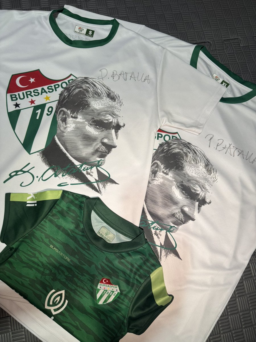 caganatakazandi's tweet photo. Güzel ailem, abilerim, ablalarım sizi çok seviyorum 💚 🤍 
Yarın oynanacak Bursaspor’umun maçına hazırlanıyorum. 

Beni sakın unutmayın olur mu? 
11.750 kişi 2000₺ bağışladığınızda yanınıza gelebileceğim. 
Lütfen beni tribünümüzden ayırmayın, şampiyonluğumuzu birlikte kutlayalım https://t.co/pdT8FtgtGR