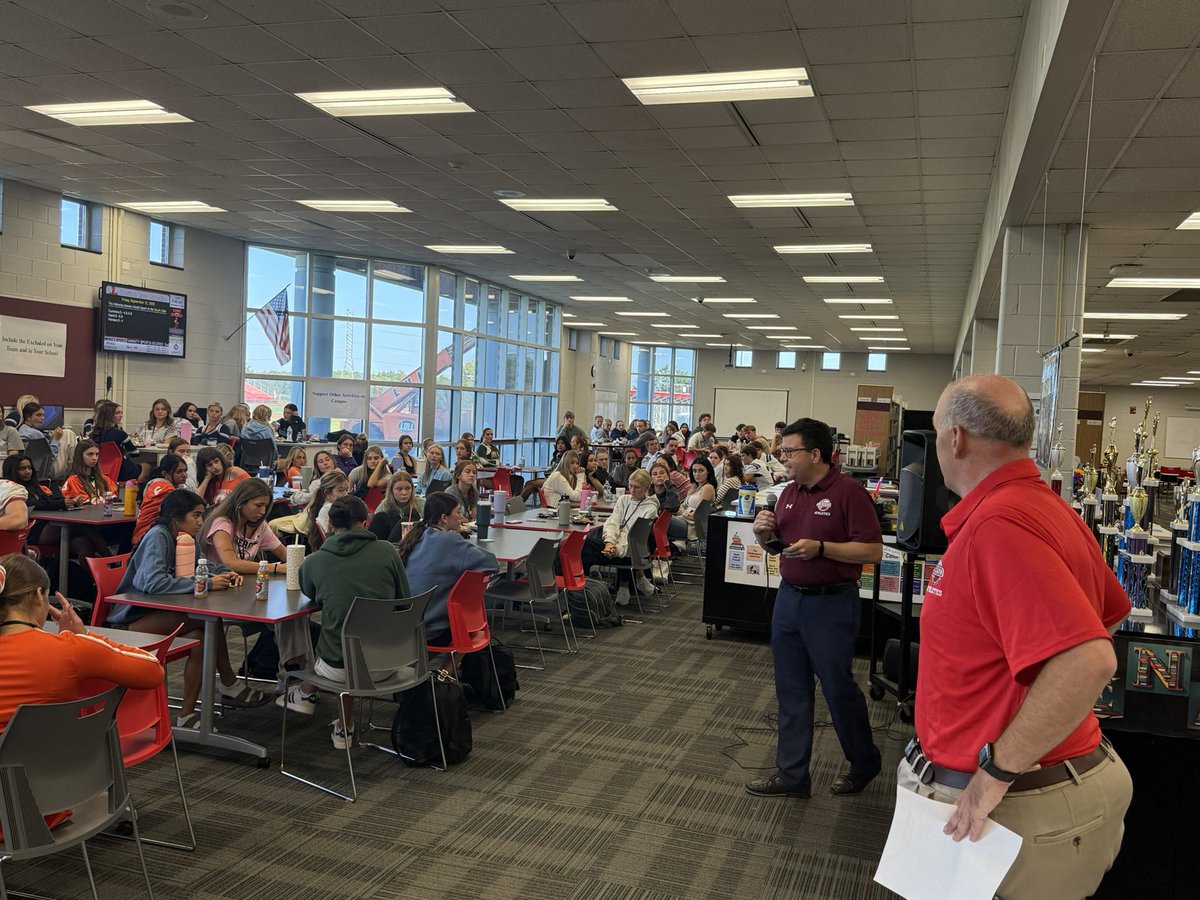 Thank you Mr. Laddey for putting together today’s LRHSD leadership conference for our Lenape student-athletes. Really enjoyed the chance to lead a session on “Making Better Teammates”. Incredible leaders and kids in our groups today, very grateful for the opportunity!