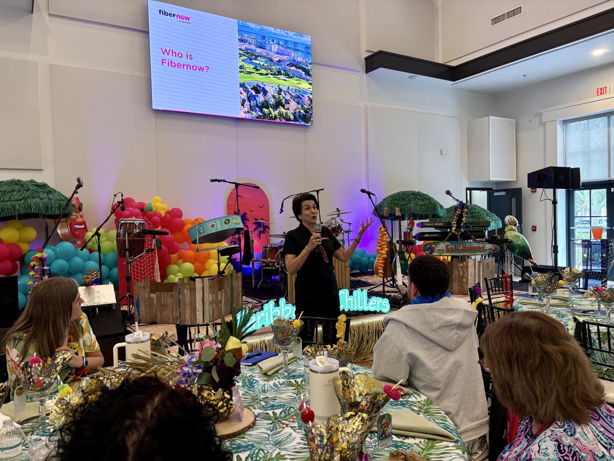 fibernowus's tweet image. We were proud to sponsor Castle Group’s Lifestyle Day of Discovery.

A great day connecting with lifestyle directors and community leaders while sharing how Fibernow keeps communities fiber-fast and future-ready. 

#Fibernow #DayOfDiscovery #CommunityConnectivity #FiberFast