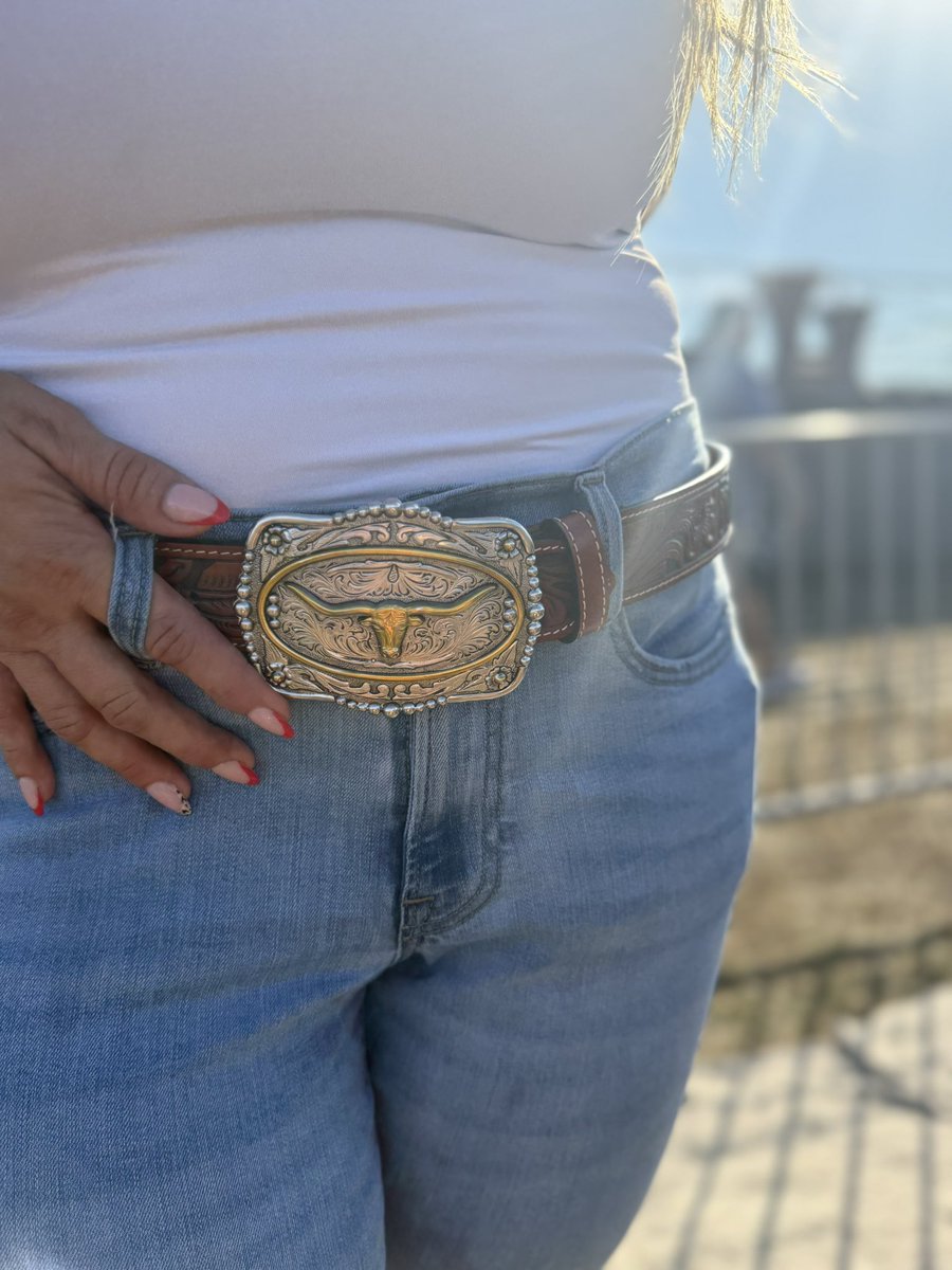 Aurora_Trix's tweet image. Let the birthday shenanigans commence!…