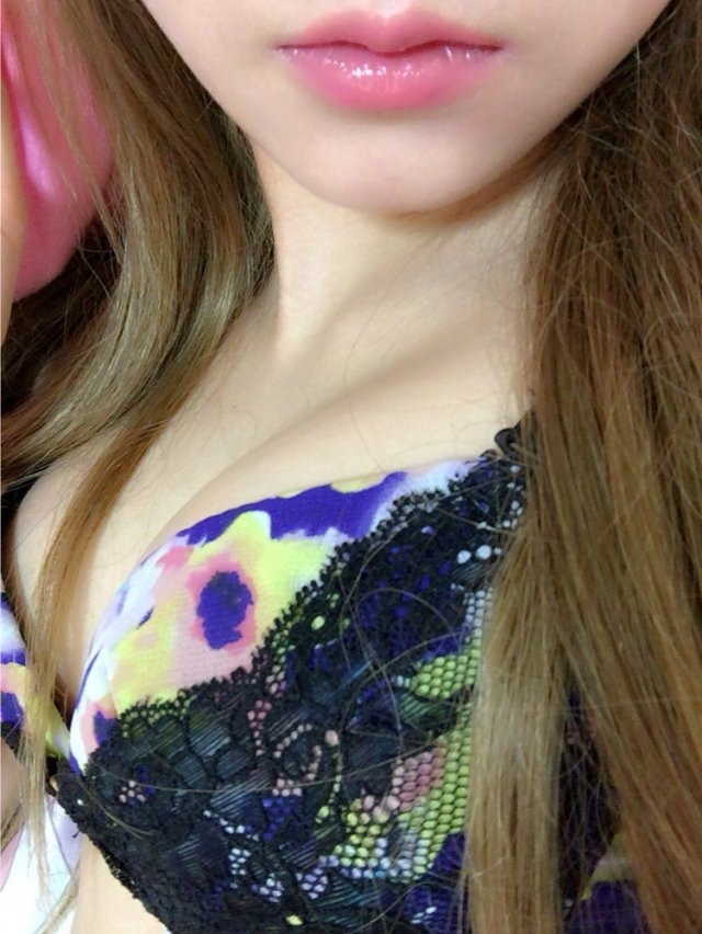 sdpypcxsskzc's tweet image. ここ、最高のエロ体験ができる♡♡ LINE交換して、そっこーホテル行って、 溜まってる人妻がエッチなリクエストをノリノリで応えてくれて、、、 ⇒ tinyurl.com/4caew4jy