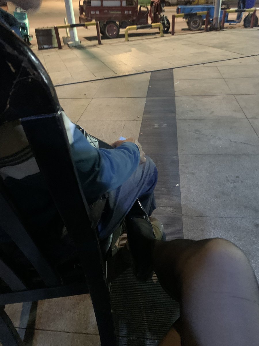 一天只饿三顿 tweet media