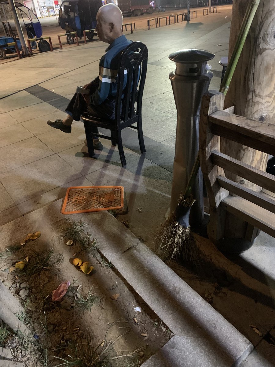 一天只饿三顿 tweet media