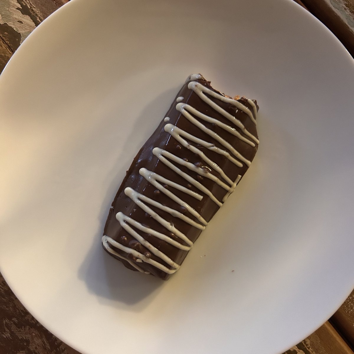 se vc se iludir o suficiente essa bold quentinha fica com gosto de bisnaguinha com nutella eu amei