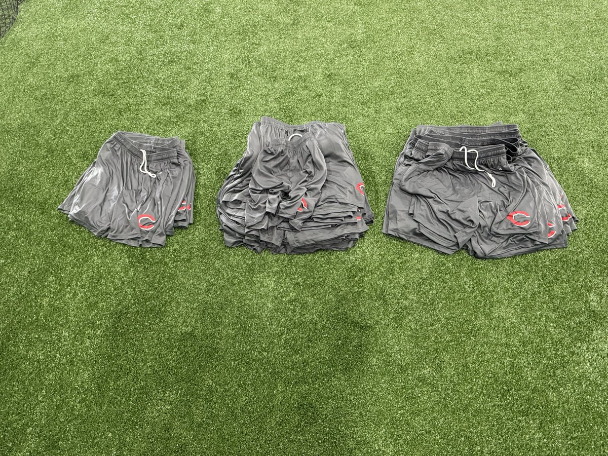 Fall gear came in for the boys today! 
<a href="/BSNSPORTS/">BSN SPORTS</a> <a href="/cvilleathletes/">Cardinal Athletics</a> 

#EARNIT