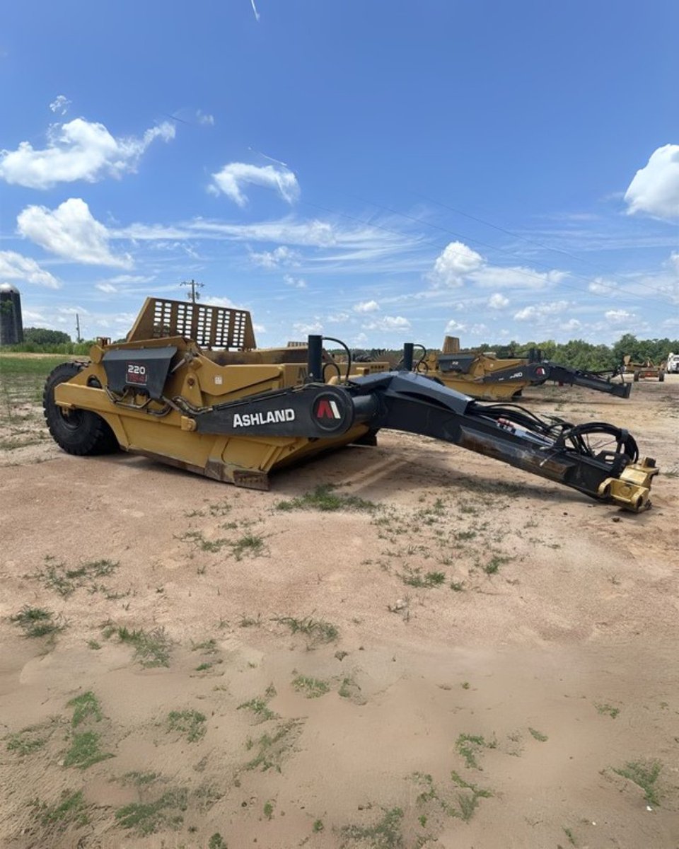 OtherStock's tweet image. Check out this 𝟐𝟎𝟐𝟎 𝐀𝐒𝐇𝐋𝐀𝐍𝐃 𝟐𝟐𝟎𝐓𝐒𝟒 available right now on #OtherStock 

✅22 cu yd Heaped Capacity
🕓500 Hours
✅Laser/GPS Bracket

To learn more about this pull scraper go to ow.ly/AHuw50WW2An 

#EquipmentSale #PullScraper #EarthMoving