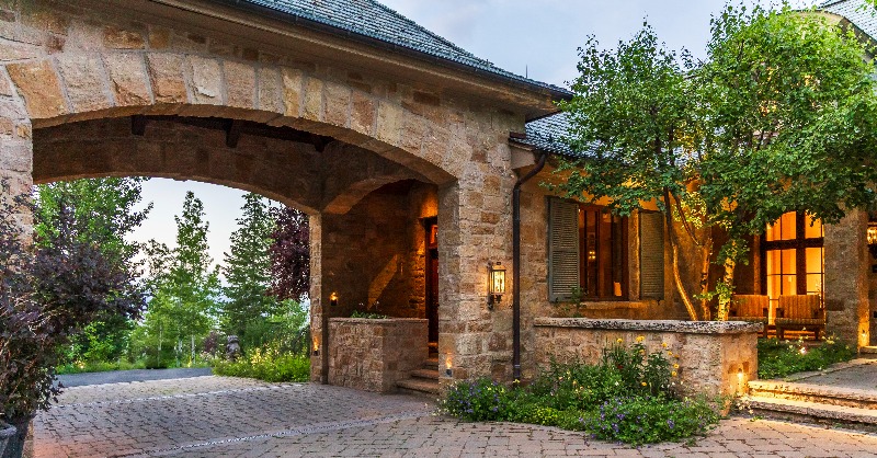 summitsir's tweet photo. This extraordinary ski-in/ski-out estate is located within the ultra-private, gated community of The Colony at White Pine Canyon.