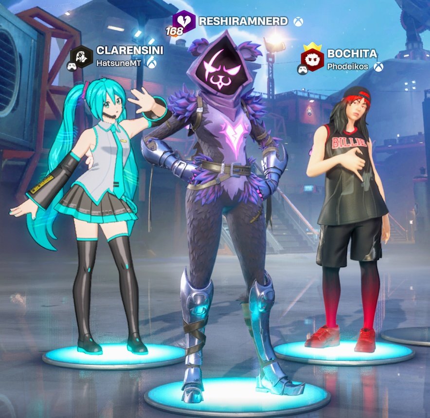 Why does the silly bear have a different pose? :0
#RavenTeamLeader #Fortnite