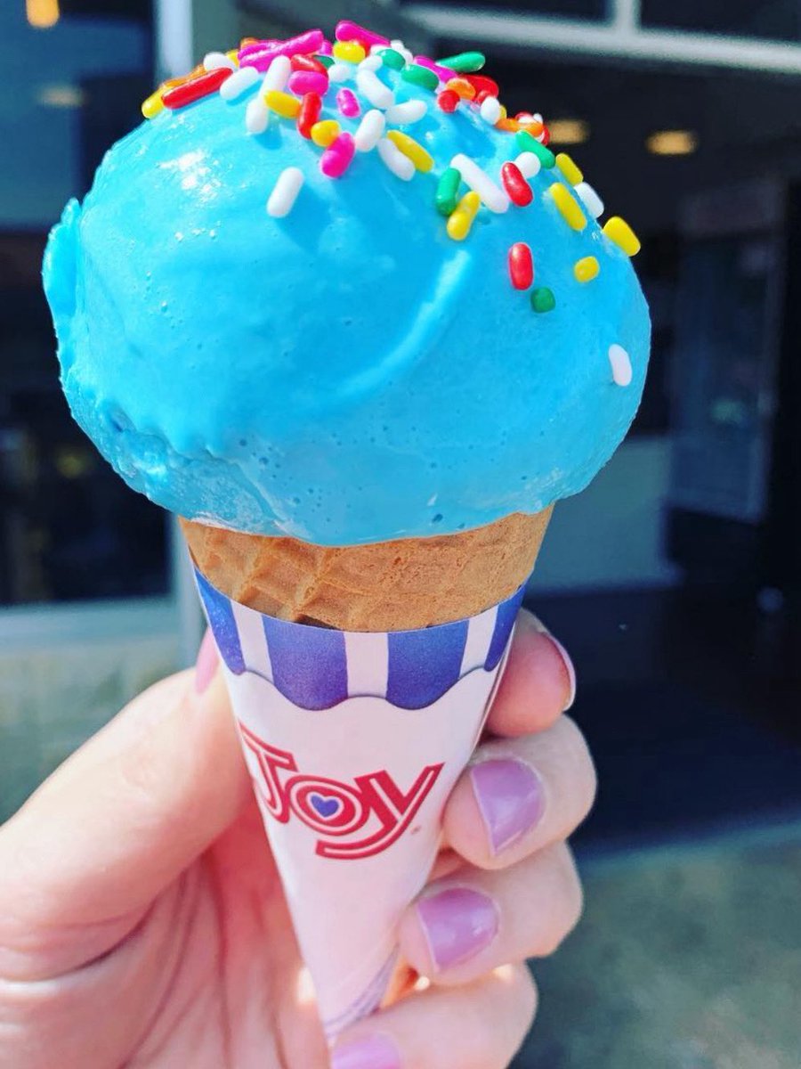 StrangeBrewBam's tweet photo. Strange Brew is open late and our Northport location features @churnandspoon ice cream! Cotton Candy, Life By Chocolate, Cold Brew &amp; Birthday Cale Ice Cream flavors available now! https://t.co/rkvRcaQJhn