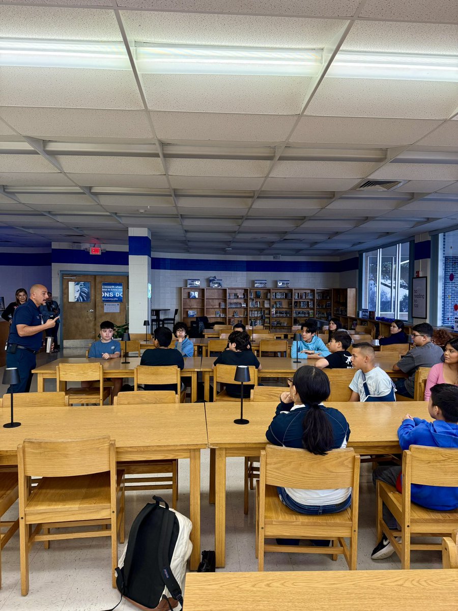 deleon046's tweet image. 💡 Students engaged in important bullying awareness and Title IX training today—learning how to stand up, speak out, and support one another. #RiseUp #saynotobullying #middleschool
