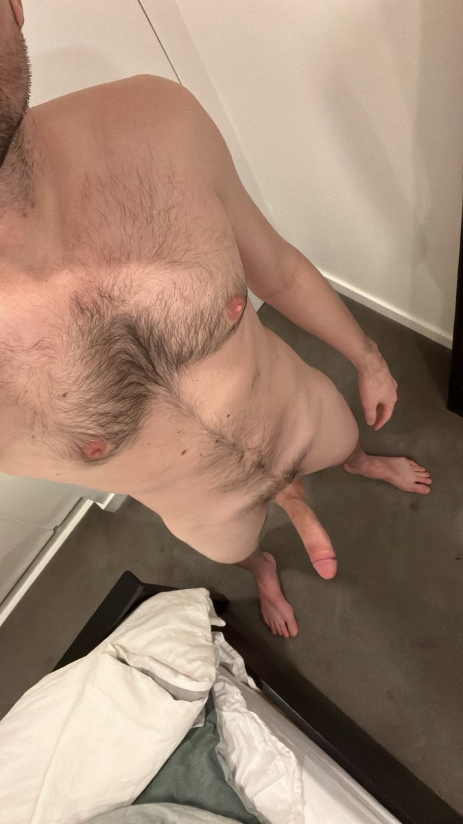 Who’d like to deep throat and edge me?