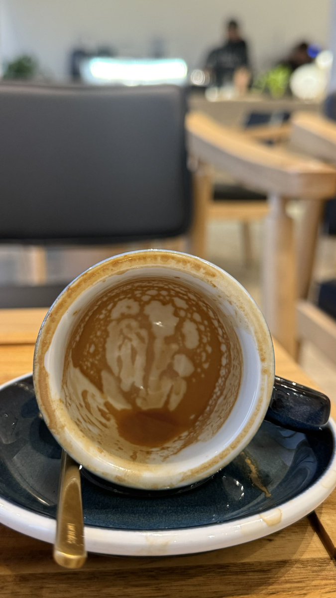 NO7PK's tweet photo. الويكند برعاية الكافيين. https://t.co/HlxvP8Kv5x