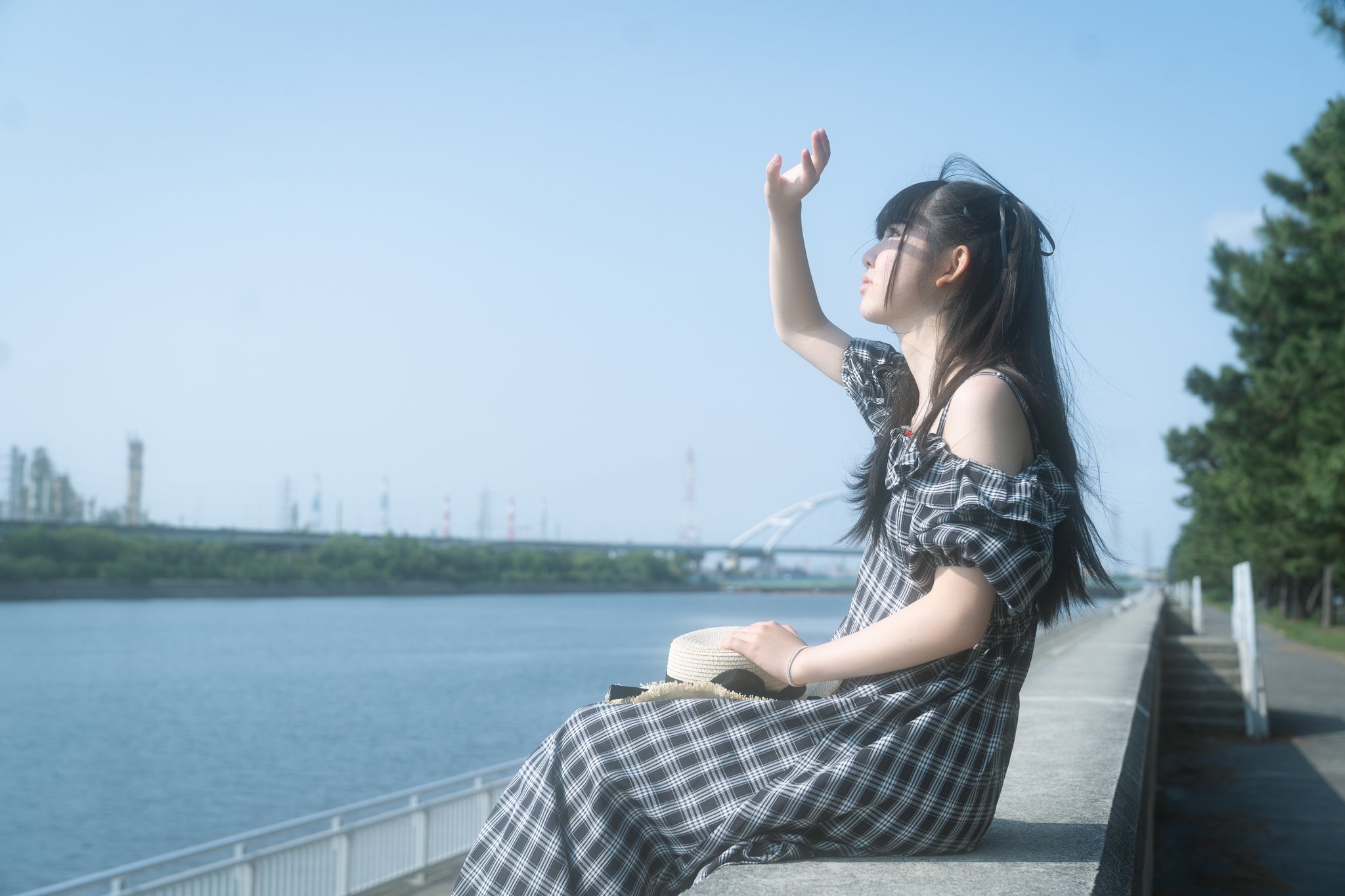 るるがおう初個展「Selfie Girl」当選商品：直筆色紙A『ブラウス』 るるがおう初個展「Selfie Girl」当選商品：直筆色紙A『ブラウス