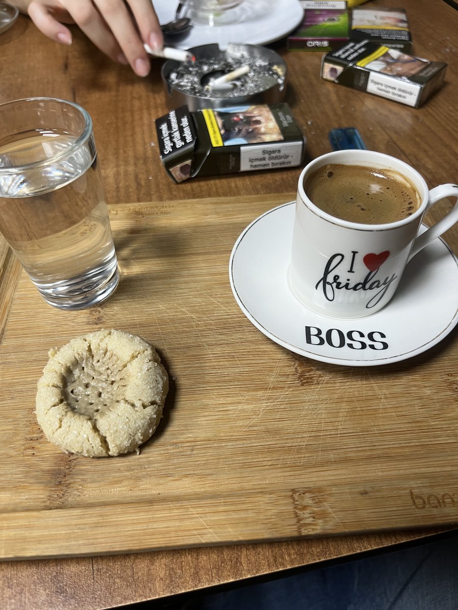 İmkansız uğruna koştum yeter
Dünyanın halinden halim beter