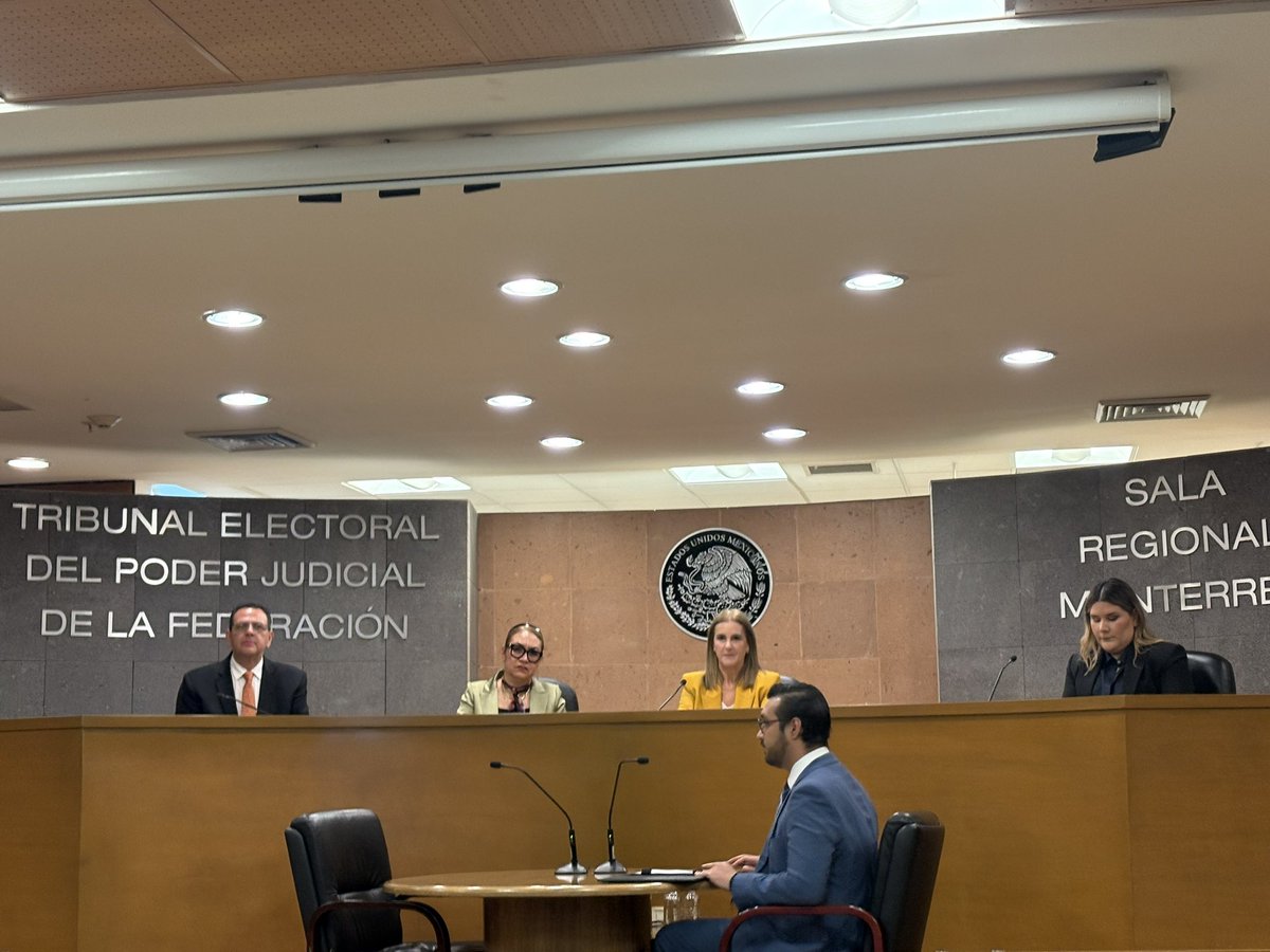 Óscar Daniel Rodríguez Fuentes (@oscardanieliec6) on Twitter photo El día de hoy consejerías del <a href="/IEC_Coahuila/">Instituto Electoral de Coahuila</a> asistimos a la sesión solemne de instalación de la <a href="/TEPJF_MTY/">Sala Monterrey</a>. El día de hoy consejerías del <a href="/IEC_Coahuila/">Instituto Electoral de Coahuila</a> asistimos a la sesión solemne de instalación de la <a href="/TEPJF_MTY/">Sala Monterrey</a>.