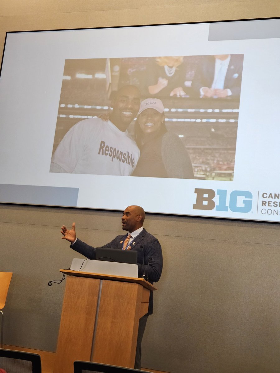 PatrickCMa1's tweet image. Holding back tears 😢 listening to Chris Draft telling us his journey with the Love of his life, fighting never-smoker lung cancer, yet asking him to do sth about it to help others, marrying only weeks before She passed... Team Draft was born to a higher cause!!! @BigTenCRC 💖