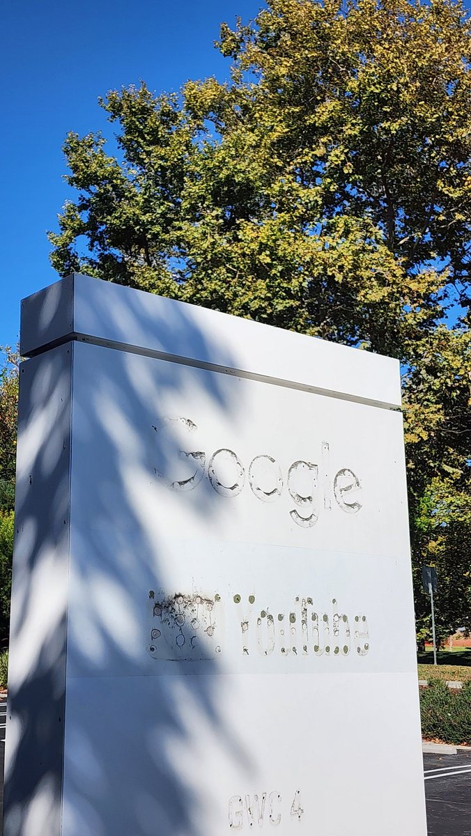 the year is 2035.
you live in the wastelands, along with the other squishers - a slur the machines came up with when they walled eden (formerly the mission district)