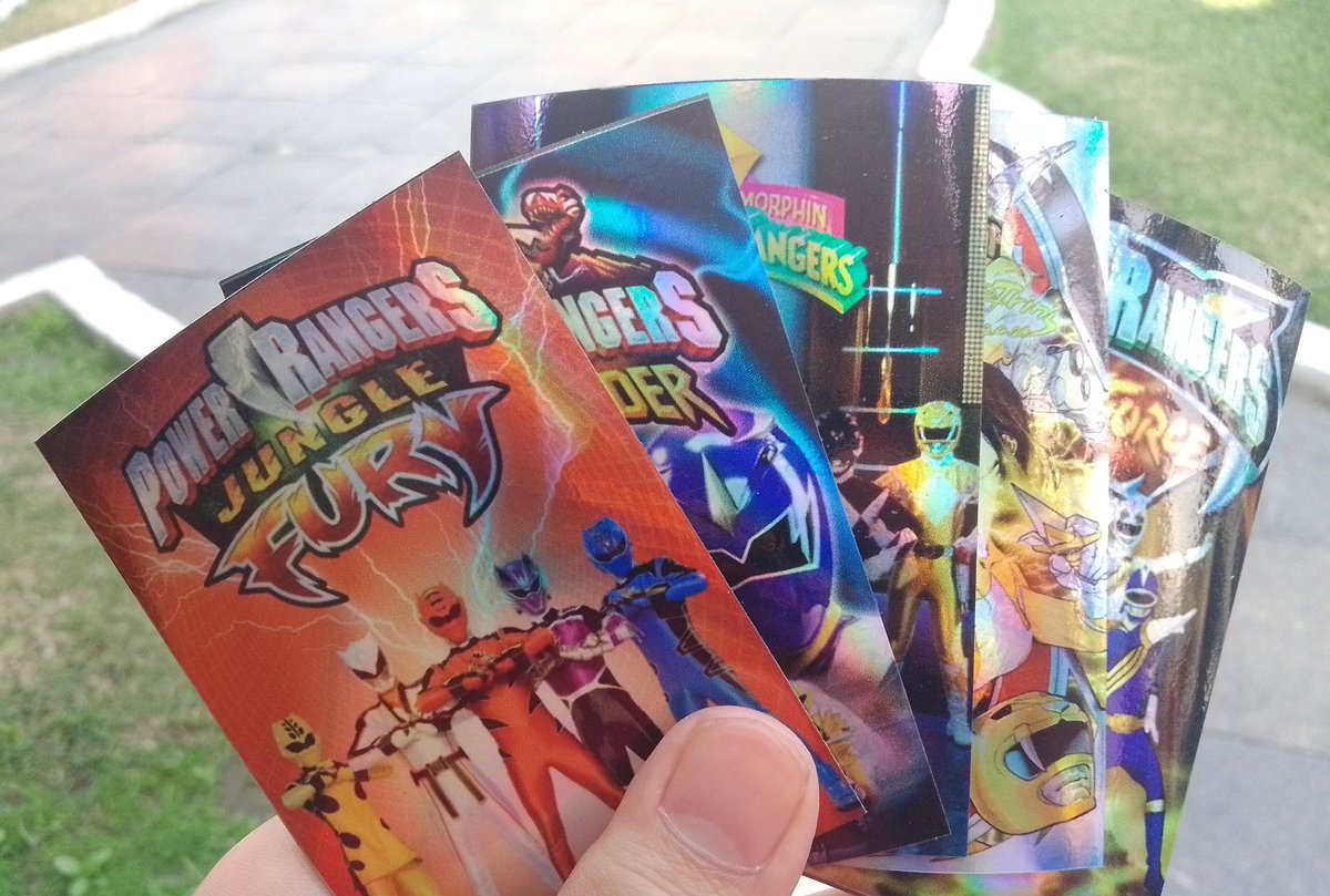 sunshinderera's tweet photo. ㅤ
I buyed all of these stuff at the #PowerCon
The SPD Green Ranger (Bridge Carson)
A Custom Lego Minifig of Tommy Oliver! (Star-Lord cameo btw)
and! all of these cards
#PowerRangers
ㅤㅤ https://t.co/lBhPL28gEp
