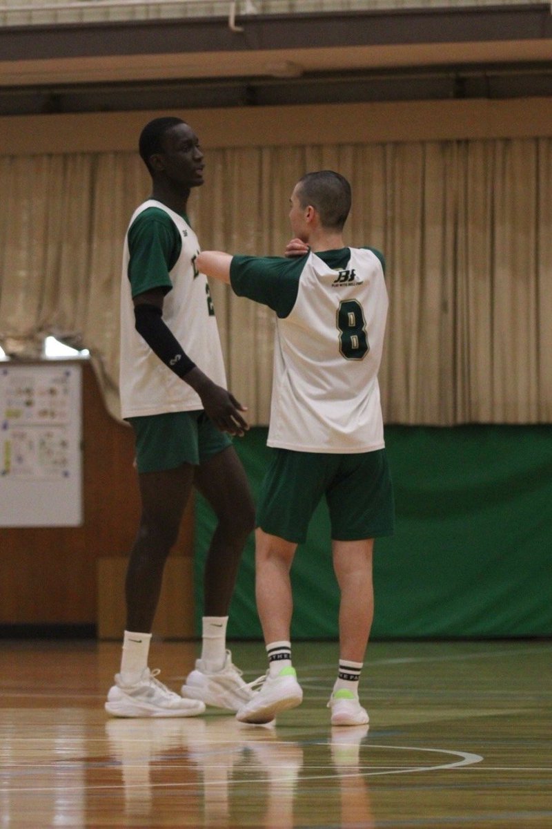 高校バスケ 🇯🇵🏀
台湾の強豪・東泰高校が福岡第一に来日！
先週木曜の試合は第一が75-69で辛勝。
そして今日再戦！
その後、第一は月曜の #日清U18トップリーグ 神戸での #明成 戦へ向かいます🔥
#高校バスケ #福岡第一 #東泰高校 #バスケットボール