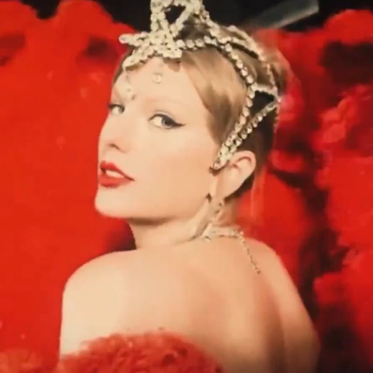 The Taylor Swift Updates tweet media