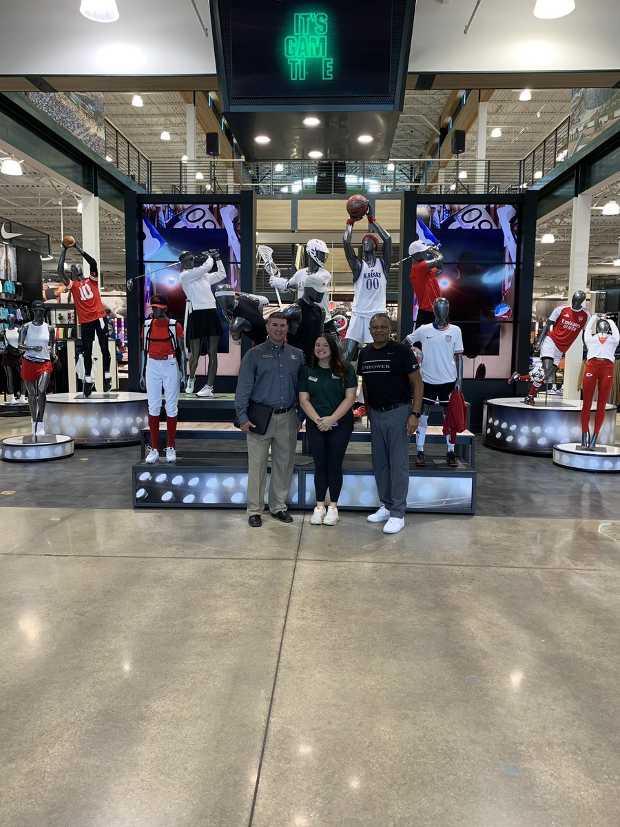 Boys & Girls Club of Lawrence tweet media