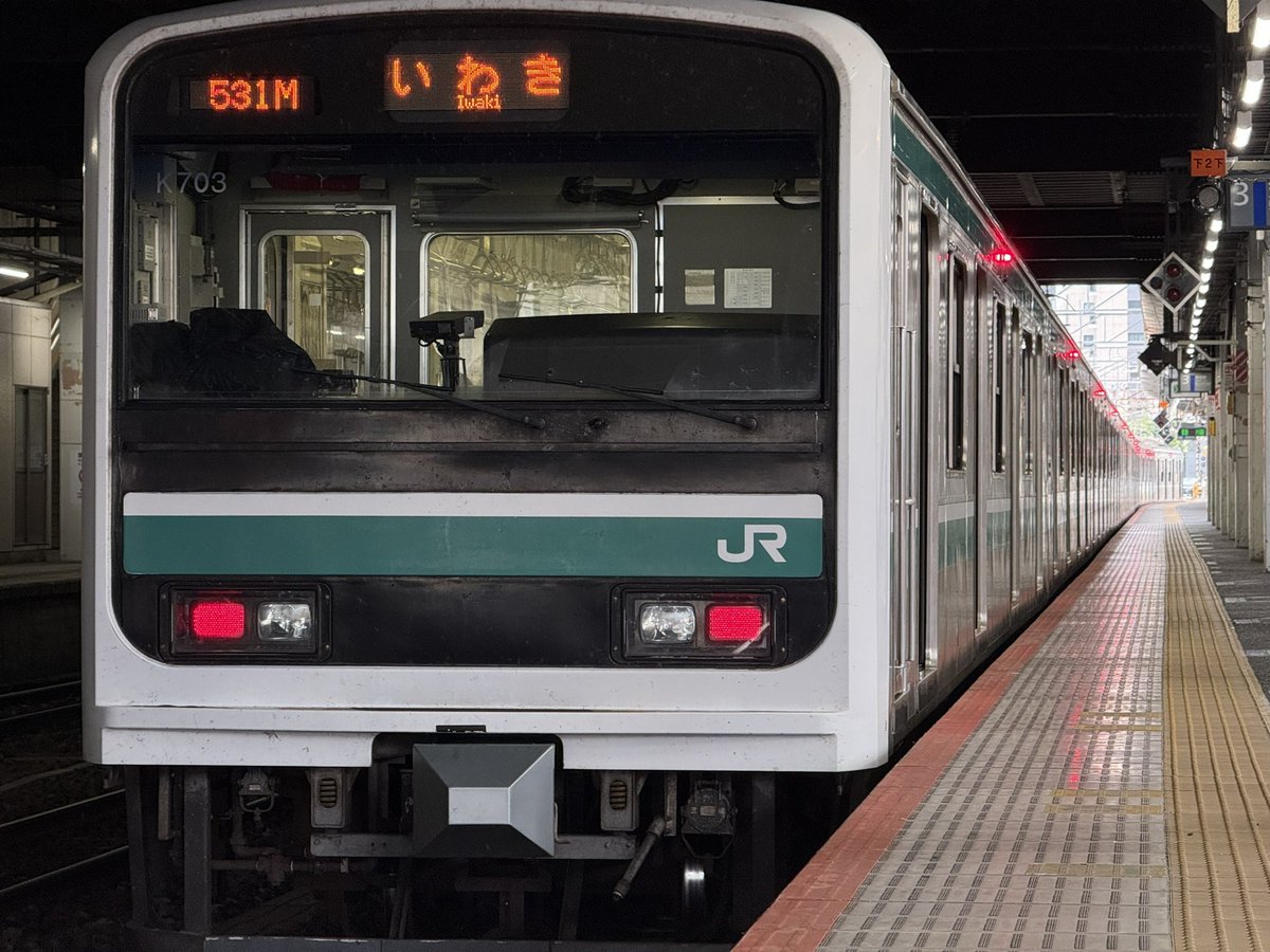 ChannelMinori's tweet photo. ゴマイチが居たので撮影
10両編成長いですね〜
九州に行った仲間はどんな変貌を遂げるのか… https://t.co/FNm4hFfZEv