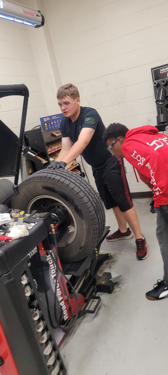 Harlan Hawk Auto tweet media