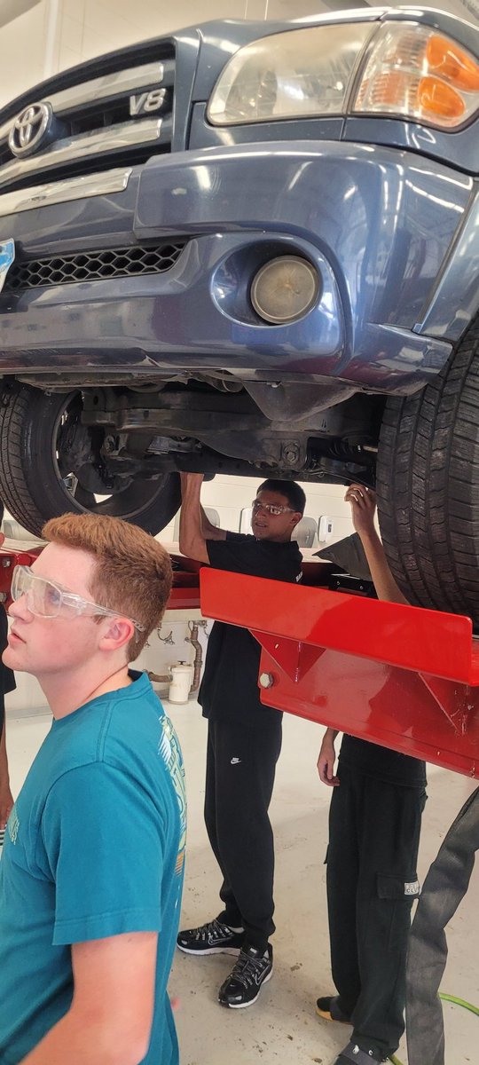 Harlan Hawk Auto tweet media