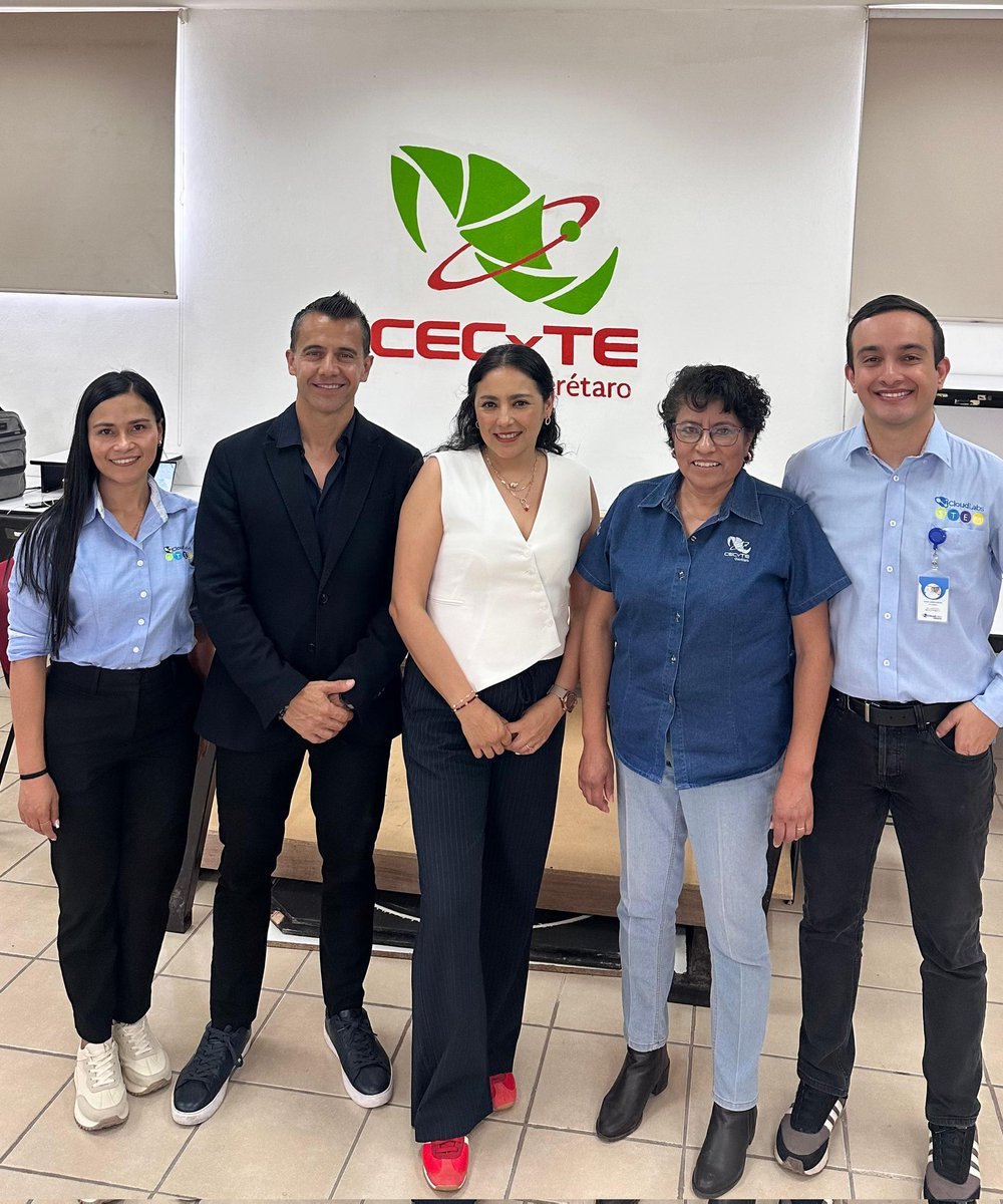 CECYTEQueretaro's tweet image. ¡Docentes innovadores! 🚀 35 docentes del #CECyTEQ participaron en curso-taller sobre #CloudLabs, plataforma de aprendizaje virtual con laboratorios simulados e interactivos 📚💻. #EducaciónInnovadora #OrgulloCECyTEQ