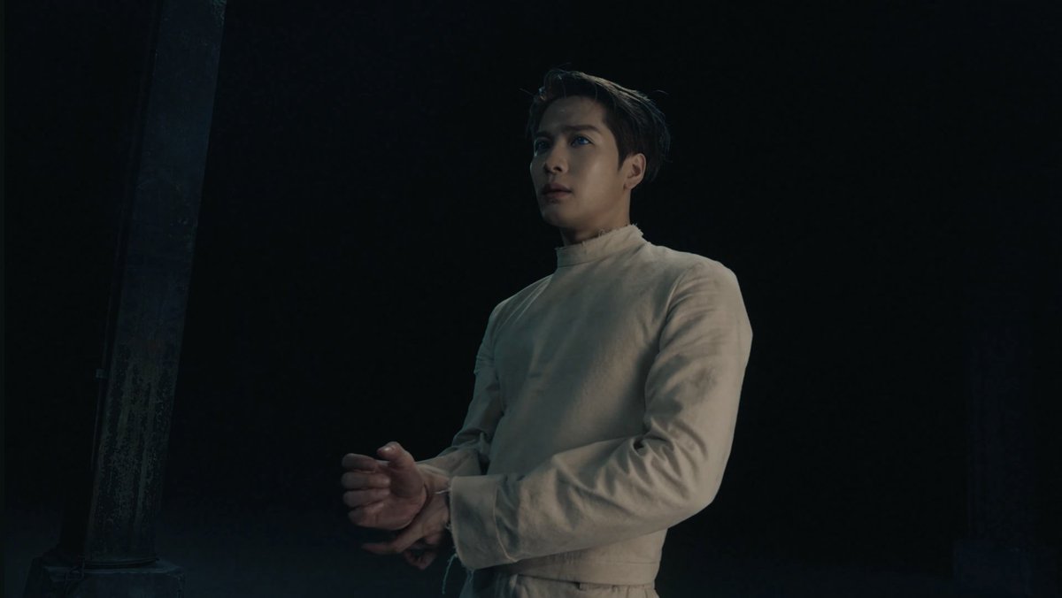 eyesonjackbam's tweet image. LET LOOSE MV IS OUT!!

#JacksonWang #LetLoose #ShotoniPhone @JacksonWang852