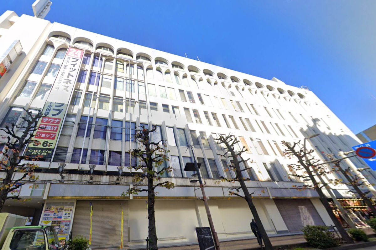 【ご報告】
お客様に気付かれてしまいましたので正式に発表します！

BLKFOX 2号店は神奈川県厚木市・本厚木駅に決定しました！

駅から徒歩2分の好立地✨
福生店と同じコンセプトで、駅近大型室内サバゲーフィールドを作ります🔥

オープンに向けて、引き続き応援よろしくお願いします！