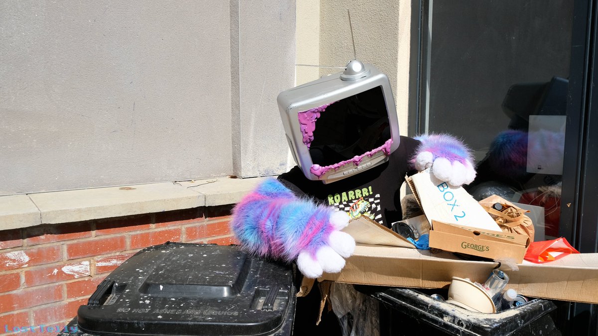 Furry trash #FursuitFriday