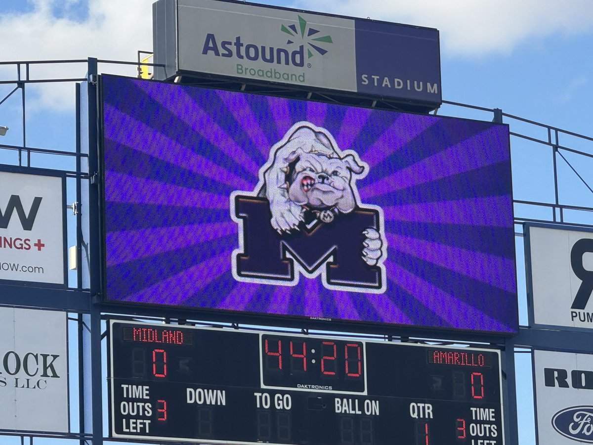 40 minutes til kickoff - ⁦<a href="/MidlandHigh_MHS/">Midland High School</a>⁩ Homecoming 2025…. I appreciate our ⁦<a href="/AthleticsMISD/">Midland ISD Athletics</a>⁩ getting creative - instead of allowing budget cuts to be an excuse they found sponsors, and we have the best community support! Thank you to all our sponsors!