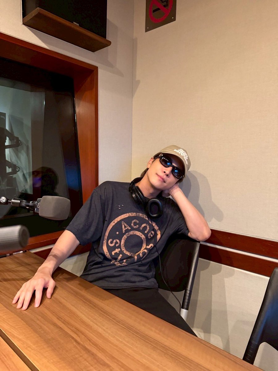 sustaina2_tfm's tweet image. 🌎TOKYO FM
　『岩田剛典 サステナ*デイズ
　　supported by 日本製紙クレシア』🌎

🎙岩田剛典(@T_IWATA_EX_3JSB)

今回もひとり喋り回✨
いただいたメッセージをご紹介📩

聞き逃した方は👇
radiko.jp/share/?t=20250… 
#tokyofm
#サステナデイズ
