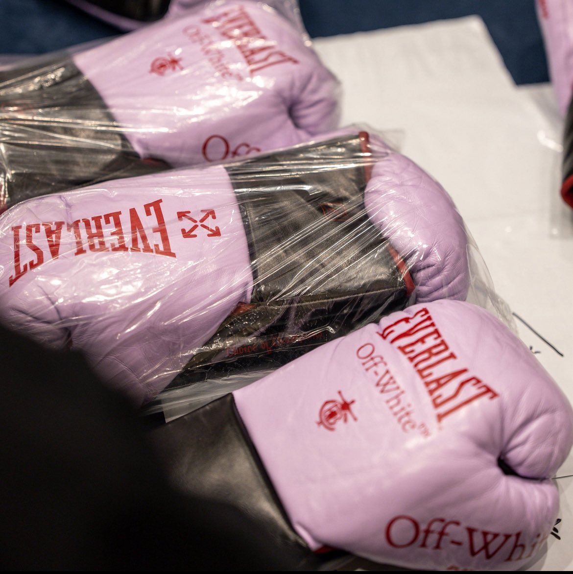 Terence Crawford Will Be Wearing Everlast MX Gloves For Tomorrow’s Fight‼️

Y’all know what time it is right❓

“WorkTime”😈

#Boxing