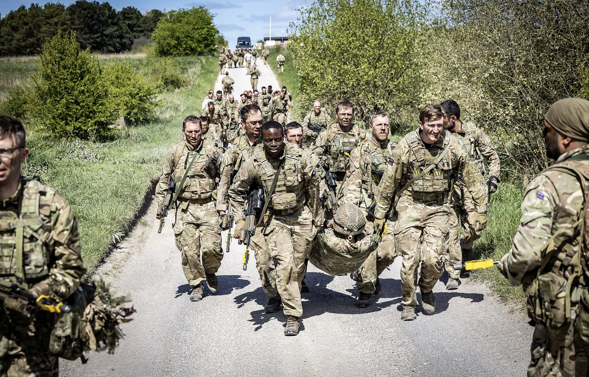 We never leave anyone behind, which is why Riflemen train to simulate battlefield CASEVACS (Casualty Evacuations). 
 
The British Army has every reason to be proud of the medical support it provides soldiers, in camp or on operations.