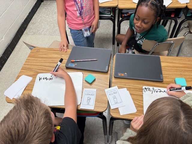 SEELilHawks's tweet image. 🎉 Mrs. Kinney’s class had a blast playing Comparing Numbers War! 🔢💥
Students used their whiteboards and clever strategies to show who had the greater number each round. 💡📊
So much learning, laughter, and number fun! ✨ #MathFun #NumberSense #HandsOnLearning