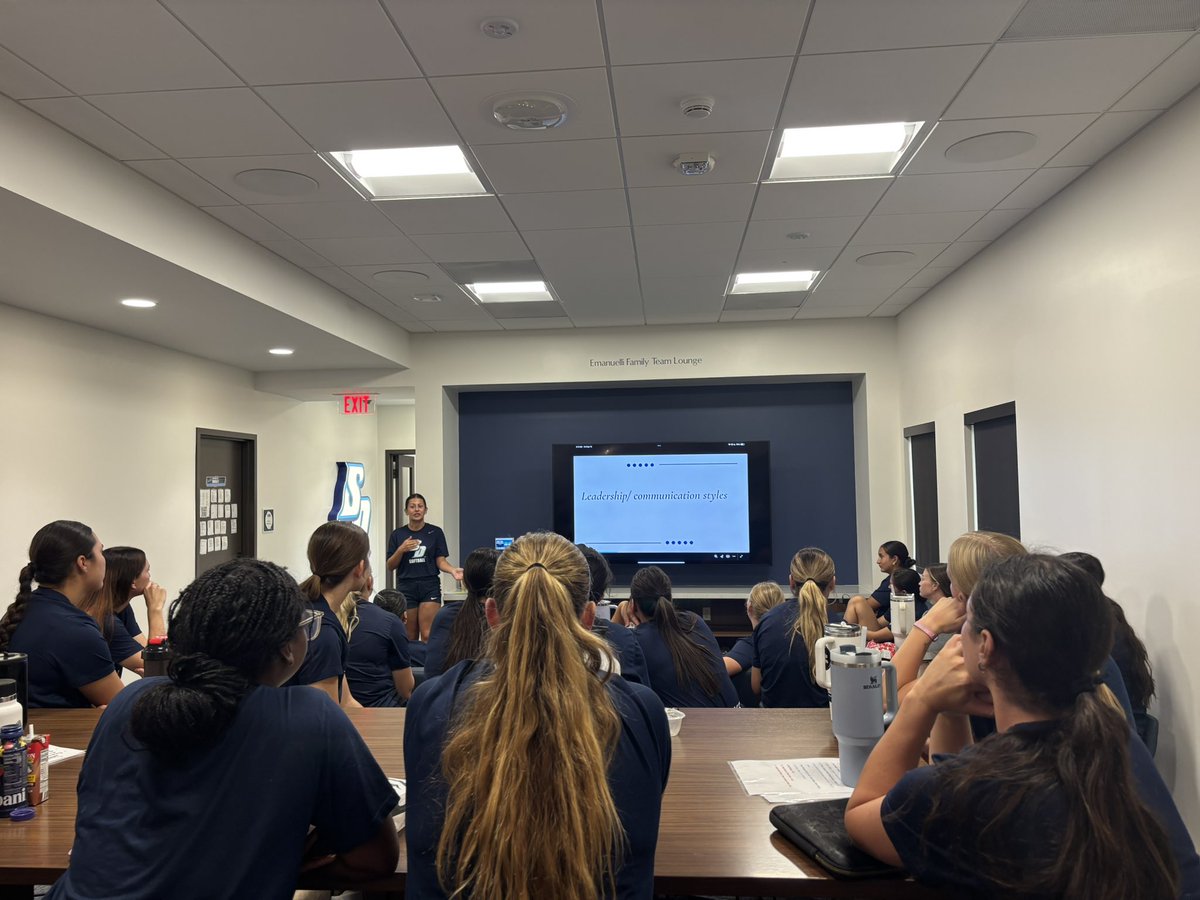 MJ Knighten (@coachmjknighten) on Twitter photo Culture Day #2️⃣
Offense getting their eyes 👀 right with <a href="/VizualEdge/">Vizual Edge</a>, <a href="/_shayknighten/">Shay Knighten</a> holding it down in the Birthday Hot Seat (trust us, it was a moment 😂), and <a href="/NMccliman/">Natalie McCliman</a> leading a solid Team Time, reminding us that we all lead and communicate in our own way. 💬👏🏾
#GoToreros Culture Day #2️⃣
Offense getting their eyes 👀 right with <a href="/VizualEdge/">Vizual Edge</a>, <a href="/_shayknighten/">Shay Knighten</a> holding it down in the Birthday Hot Seat (trust us, it was a moment 😂), and <a href="/NMccliman/">Natalie McCliman</a> leading a solid Team Time, reminding us that we all lead and communicate in our own way. 💬👏🏾
#GoToreros