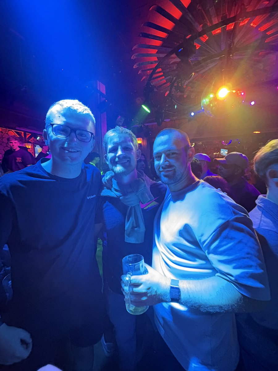 Adam_G_TV's tweet image. Howell for Dewing, Seems Fair,  Captain @robellis99 getting busy in the off season, @MiniK_44 chief negotiator #NorfolkCricketRumourMill #BarbarasDanceFloor