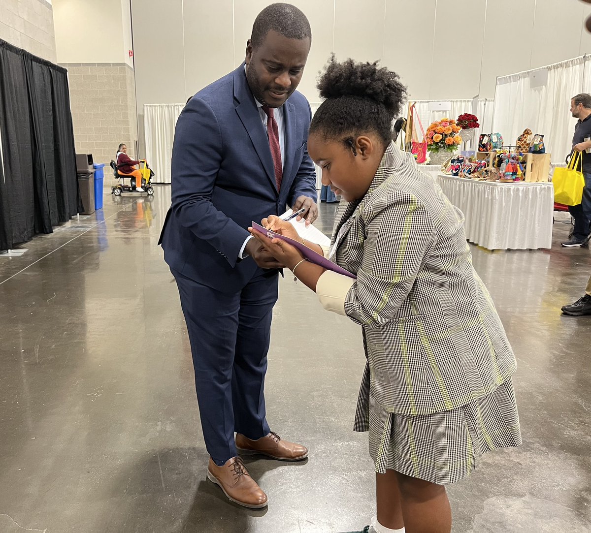 RepGabeAmo's tweet photo. Visited with a great group of Rhode Island small business owners and community leaders at @DivBizExhibit. 
 
Even got a signed copy of young RI entrepreneur Hasana Spellman’s custom designed notebook! https://t.co/V8YE73NxtJ