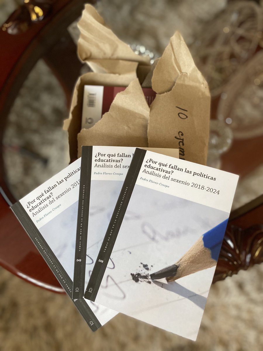 Habemus nuevo libro🇲🇽

“Sin estridencias politizadas y sin desconocer la variedad de factores que determinan la efectividad del proceso educativo, Flores-Crespo expone las limitaciones de la política educativa reciente…”

Luis F. Aguilar Villanueva, Investigador Emérito (SNII)