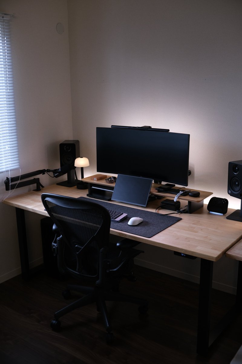 おはデスク 🌧️

#desksetup