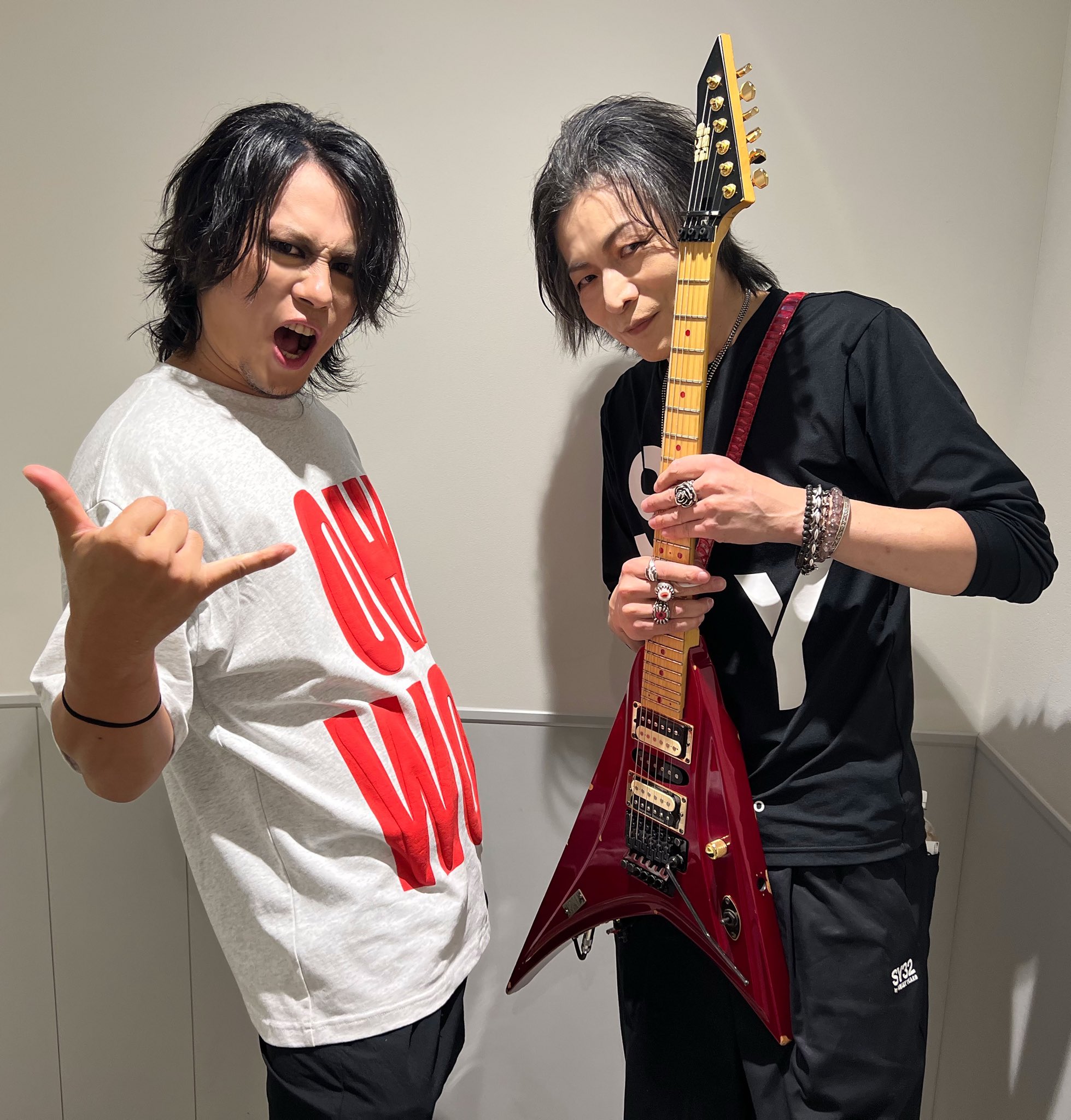 ギター panther PANTHER (@sexyfinger75) / X