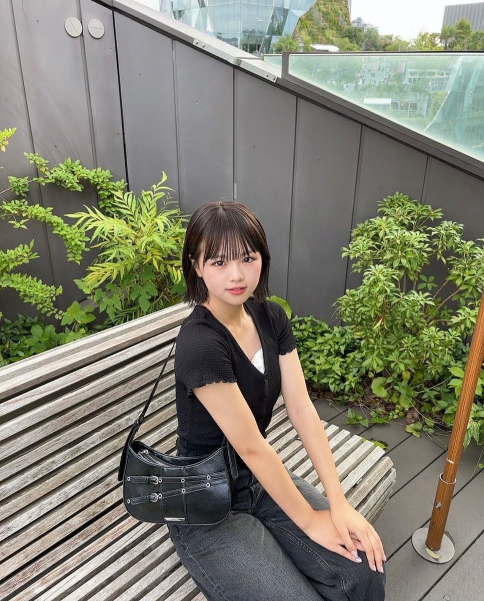 Kanna18thHBD's tweet image. 佐藤栞奈ちゃん
18歳のお誕生日まで
あと4日！！！！！！！
💙💙💙💙💙💙💙
#Lucky2 #佐藤栞奈